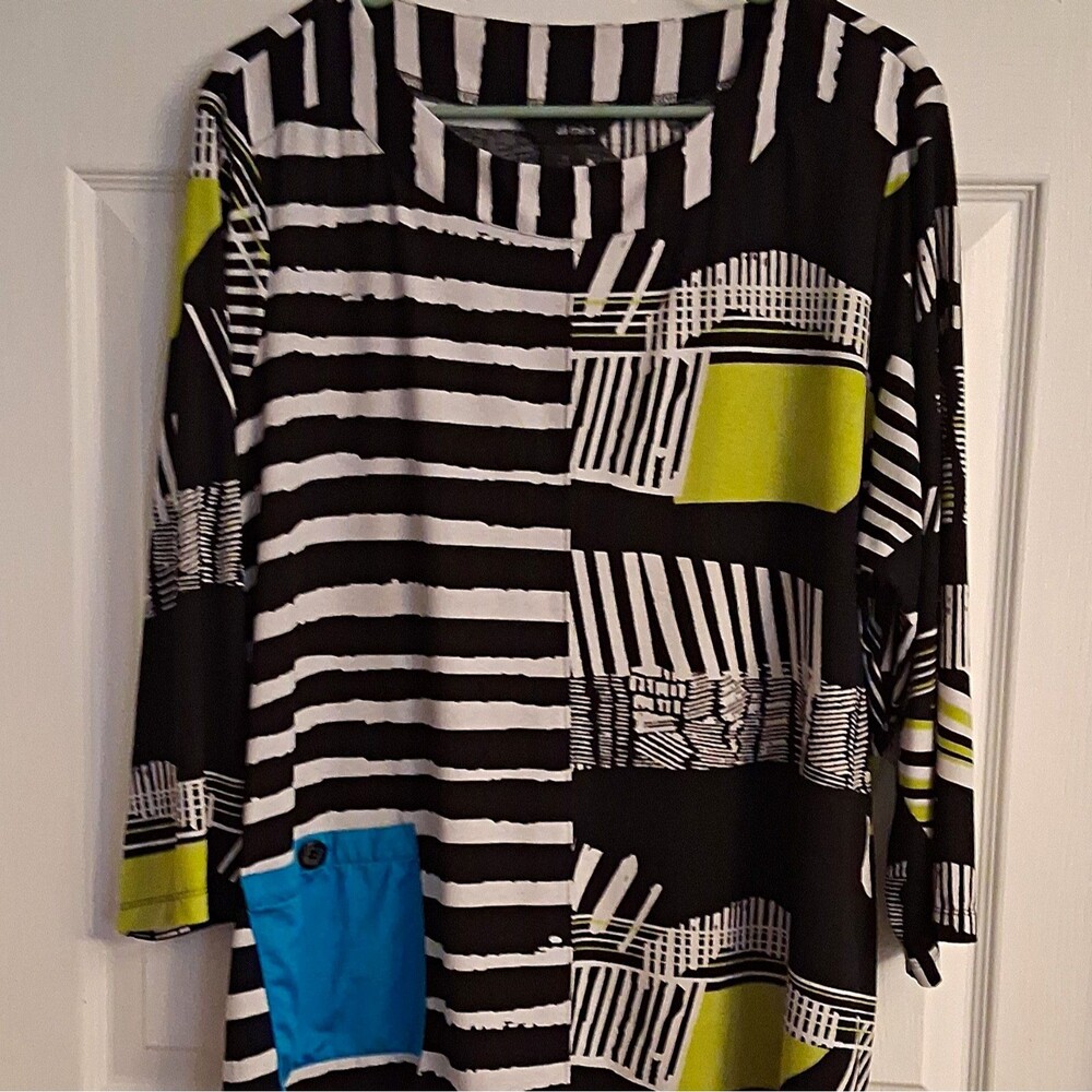 Ali Miles 1X Asymmetric Geometric Knit Top Front Pocket Lime Blue Excellent Cond